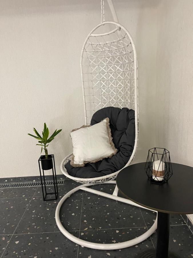 Square Center Apartment Tirana