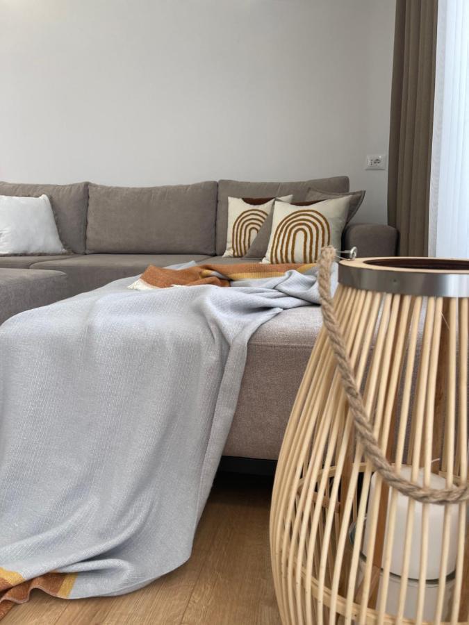 Square Center Apartment